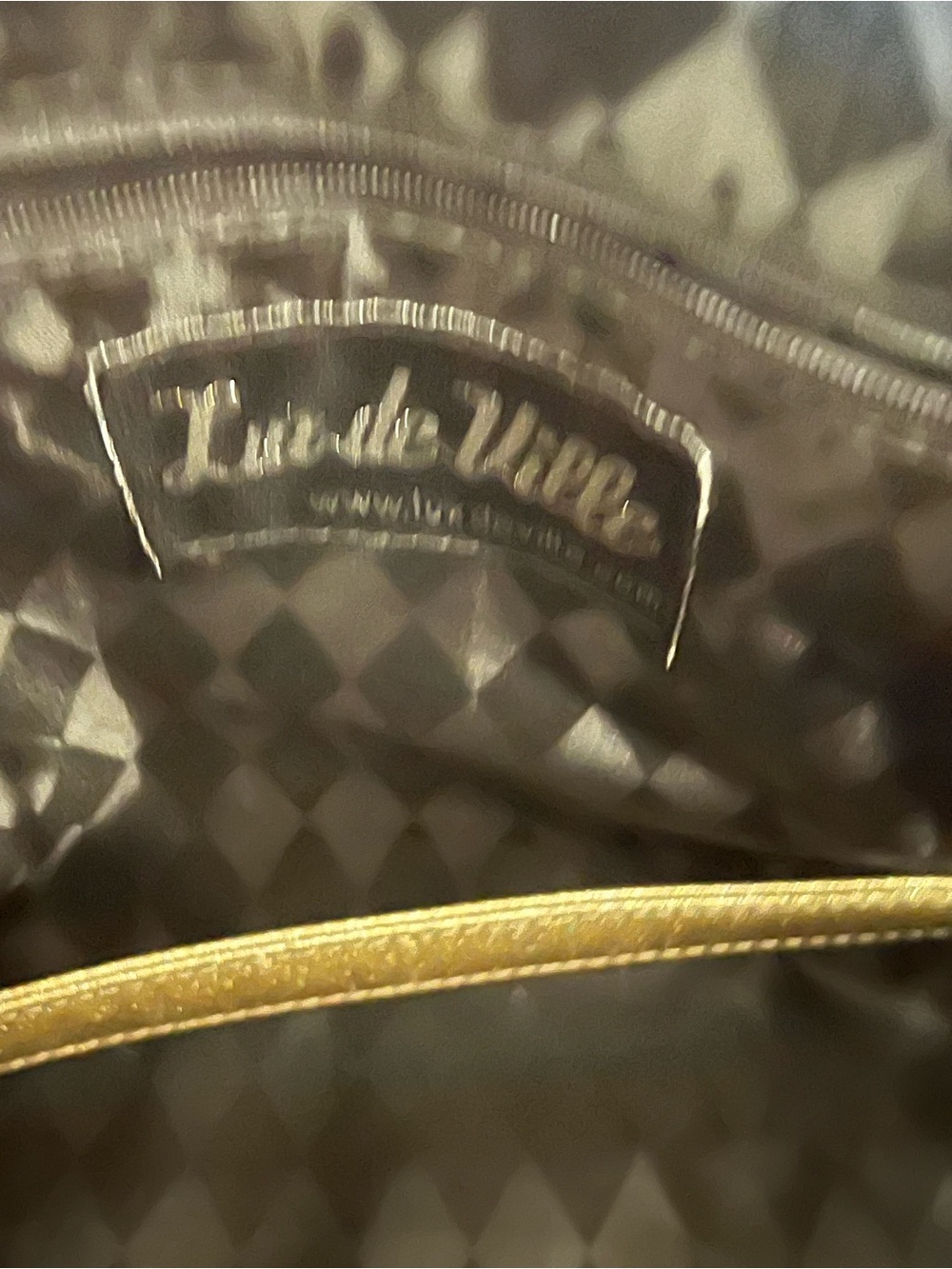 Lux de Ville Metallic Gold Quilted Shoulder Bag - Picture 5 of 10